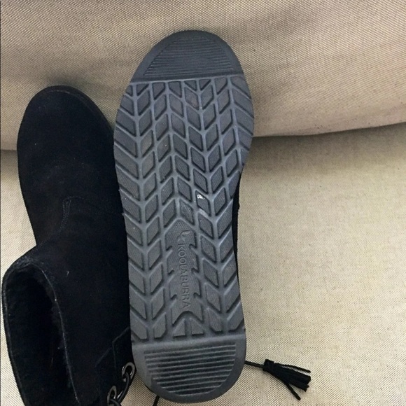 Koolaburra by Ugg black suede booties. - Picture 5 of 6
